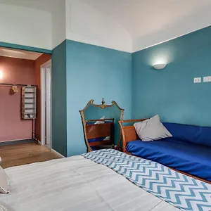  Guest house Femasuites